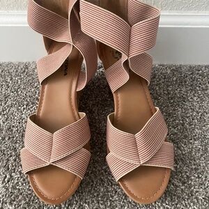 Size 6 wedge